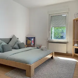 Apartment Splendid: ☆bungalow Mitten In Hannover☆, Hannover